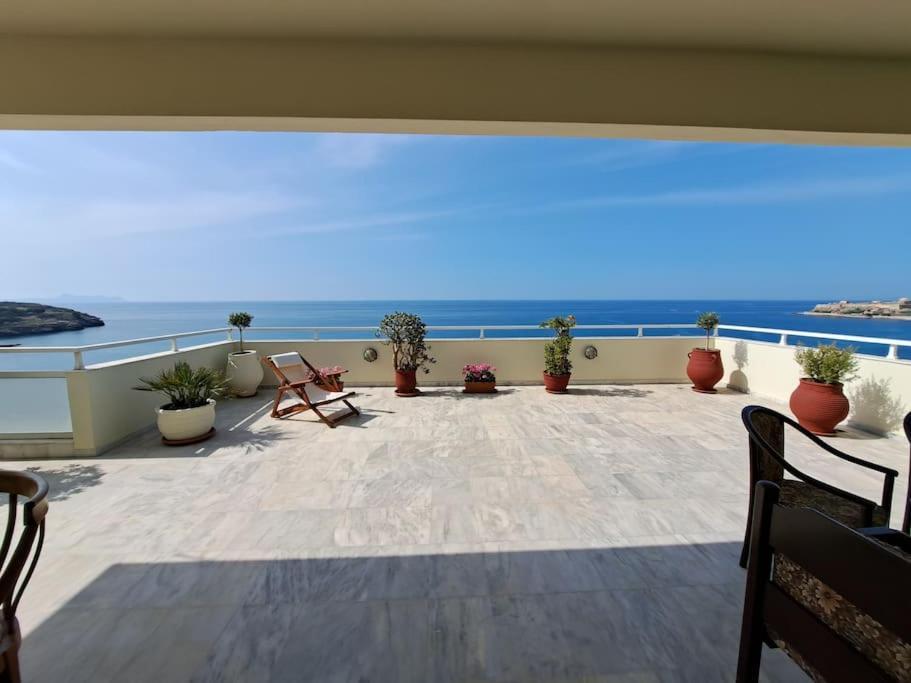 Seaview Flora'S Luxury Apartment-300Meters From The Beach Rethymno Exterior foto